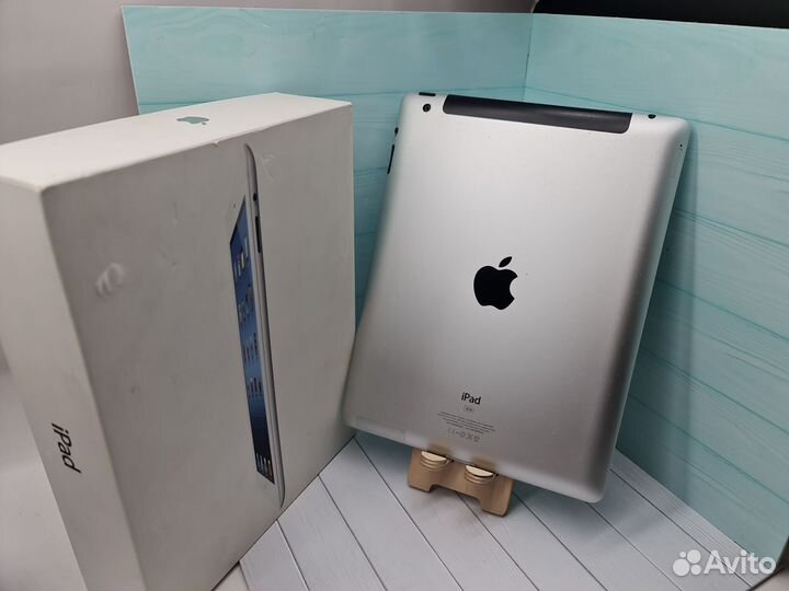 Apple iPad 32Gb Wi-Fi + Cellular MD370RS/A 9.7