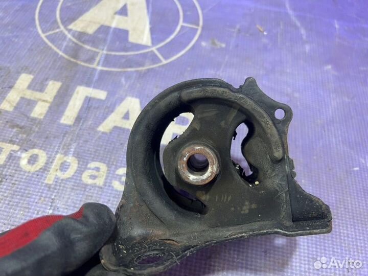 Подушка двигателя Honda Cr-V 1 RD1 B20Z1 2001