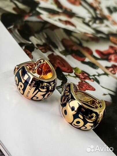 Золотые серьги Franck Muller Black Enamel talisman