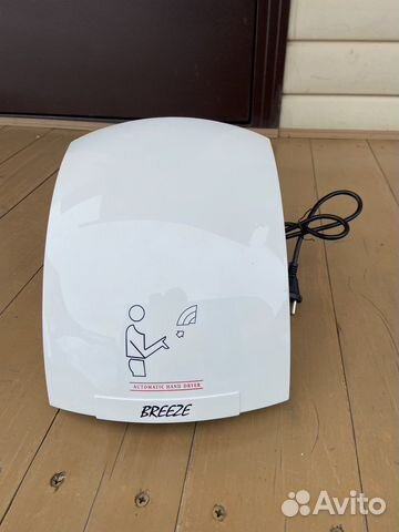 Автоматический электрошушитель для рук