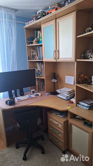 Шкаф распашной бу