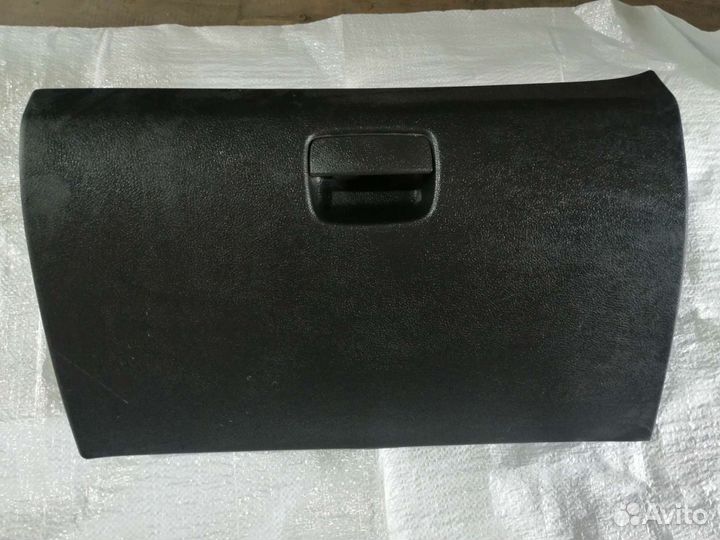 Бардачок (Hyundai Solaris)