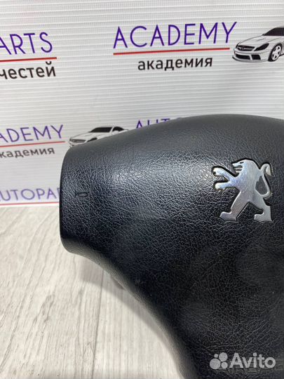 Подушка безопасности водителя Peugeot 206