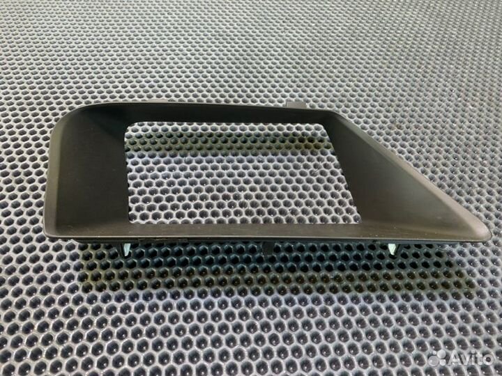 Консоль магнитофона Lexus Rx350