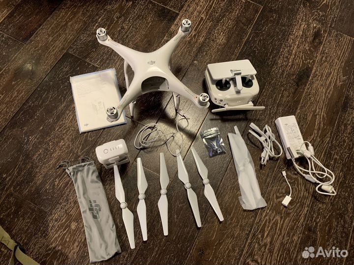 Квадрокоптер DJI Phantom 4 PRO+ (plus)