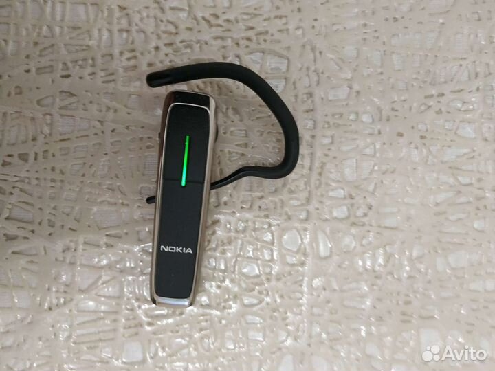 Bluetooth-гарнитура Nokia BH-602