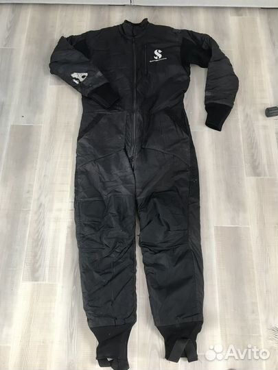 Утеплитель для сухого гидрокостюма