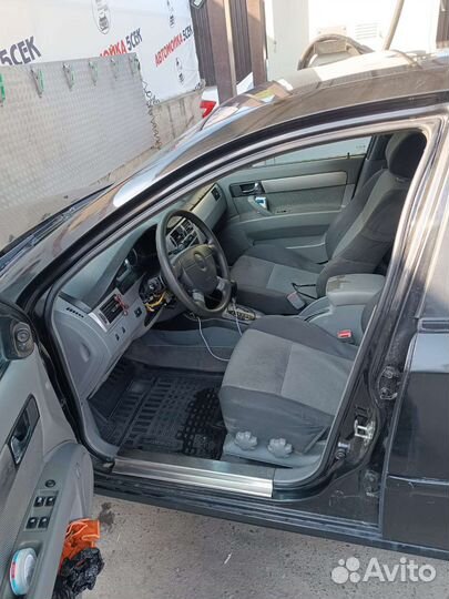 Chevrolet Lacetti 1.6 AT, 2012, битый, 331 000 км