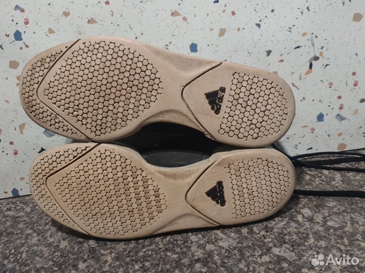 Кроссовки Adidas оригинал 41