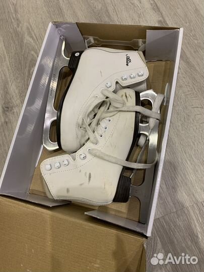 Коньки фигурные 30 nordway Alice