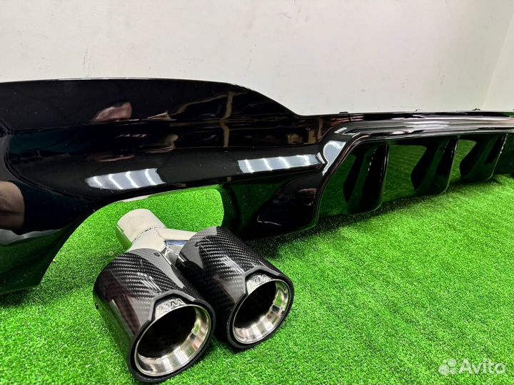 Диффузор М5 стиль насадки Хром М карбон BMW G30