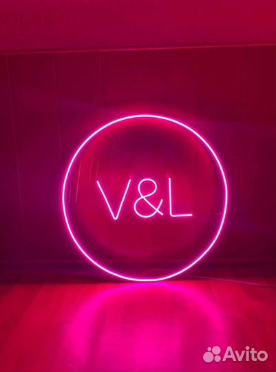 Неоновая вывеска