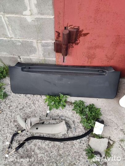 Продам заднюю дверь (багажник) от nissan note