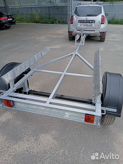 Прицеп лодочный