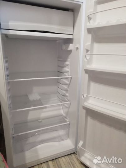 Холодильник новый