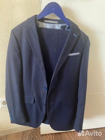 Школьный костюм