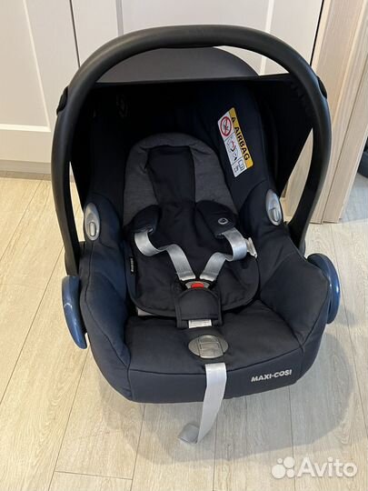 Автолюлька maxi cosi cabriofix oт 0+
