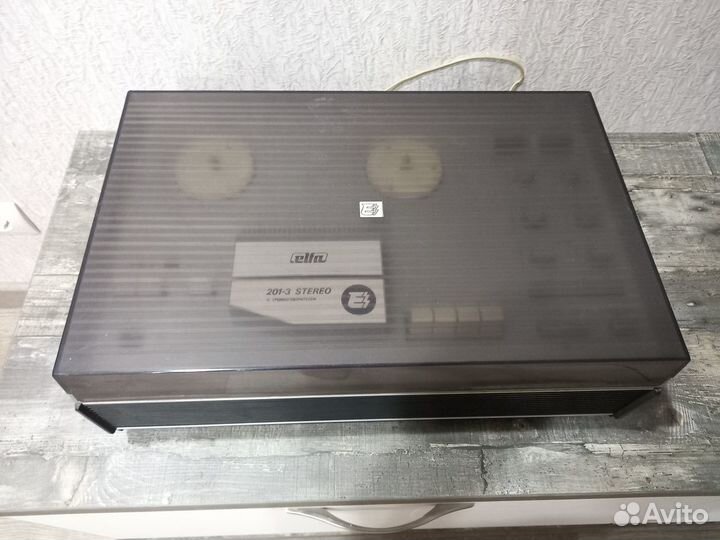 Катушечный магнитофон Эльфа 201-3