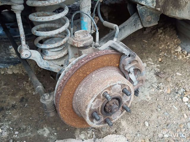 Поворотный кулак цапфа jeep dana 30