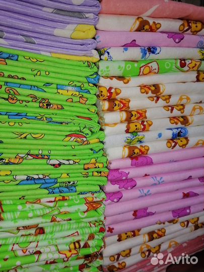 Пеленки большие,простынки,детские новые