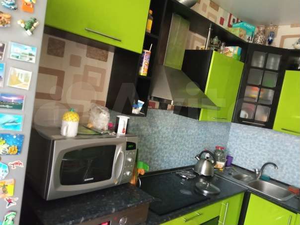 2-к. квартира, 53 м², 1/3 эт.