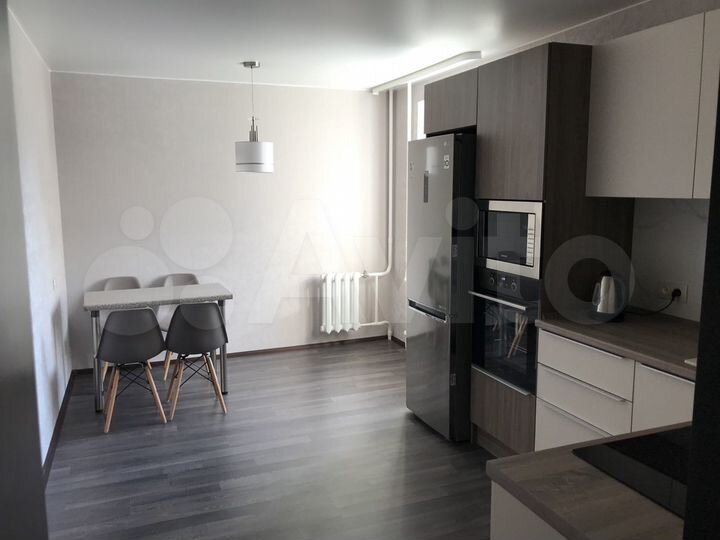 2-к. квартира, 75 м², 10/13 эт.