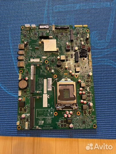 Материнская плата