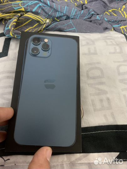 iPhone 12 про на 256 гб