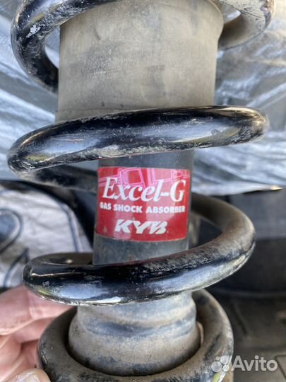 Стойки передние марк 2 100 кузов укороченные