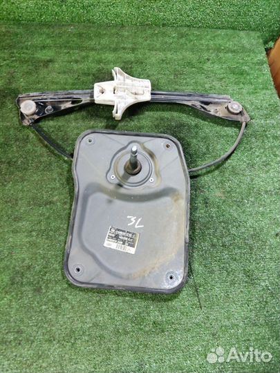 Стеклоподъемник задний левый Skoda Fabia 2 2009