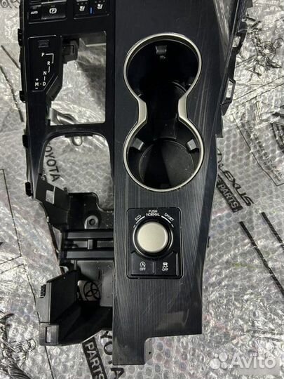 Накладка консоли Lexus Rx 200