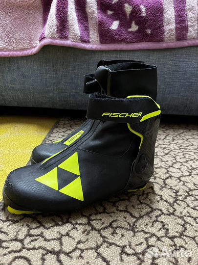 Лыжные коньковые ботинки fischer carbonlite