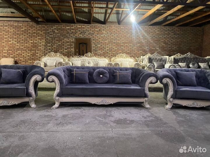 Диван мягкий