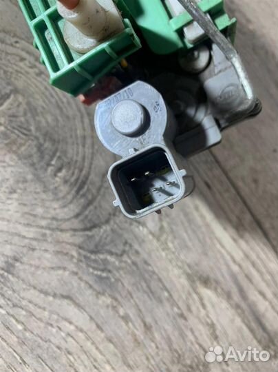 Замок двери задней левой Fiat-Фиат Linea 2007-2015