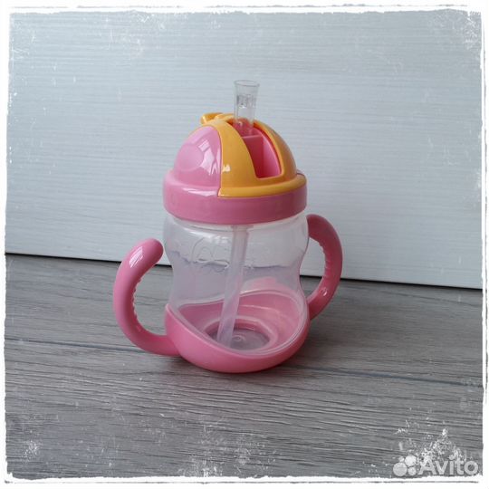 Поильник с силиконовой трубочкой 