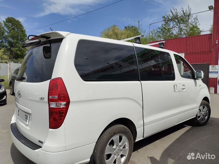 Багажник на крышу Хендай Гранд Старекс без рейлинг