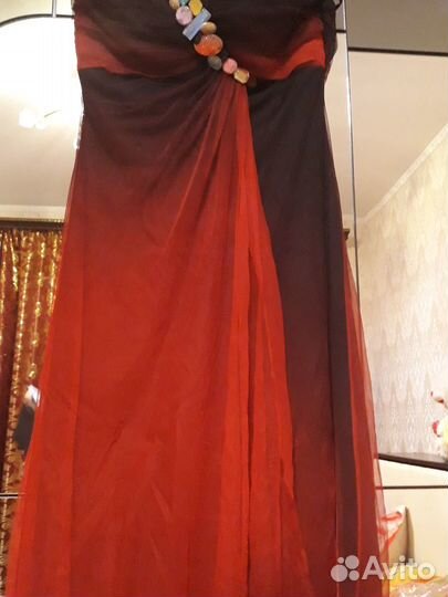 Вечернее платье