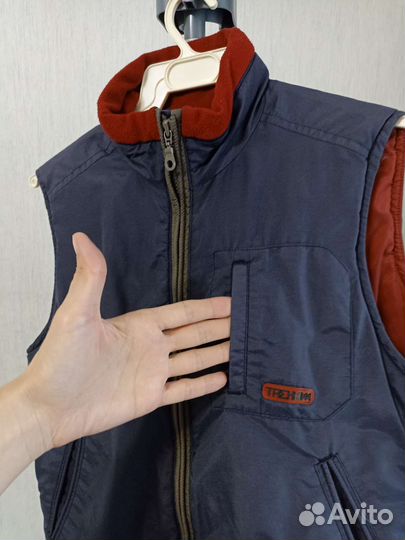 Жилет на мальчика 9-10 лет