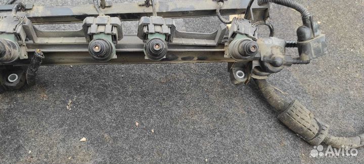 Топливная рампа skoda octavia tour a4, двс 1.6