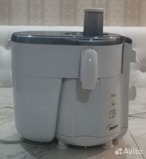 Соковыжималка Vitek VT-1601