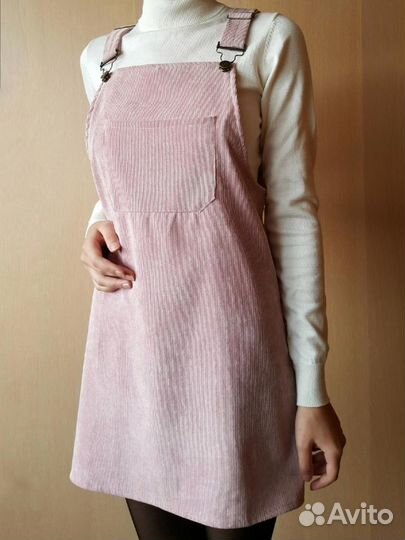 Розовый вельветовый комбинезон