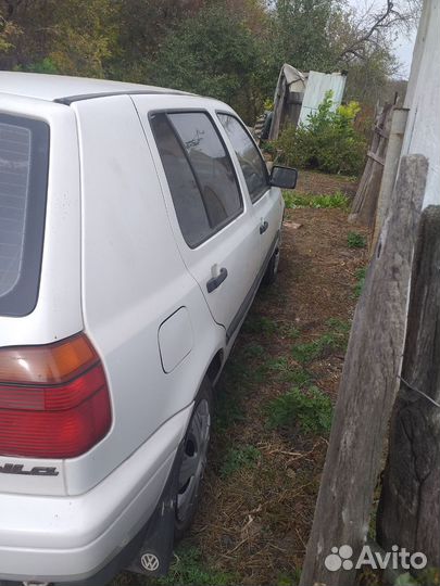 Volkswagen Golf 1.8 AT, 1996, 290 625 км