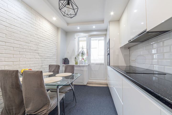 2-к. квартира, 60,4 м², 17/19 эт.