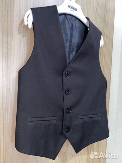 Жилет школьный черный Stenser 122-128