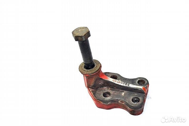 Кронштейн амортизатора вспомогательного моста, вер