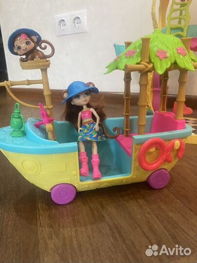 Enchantimals Лесной дом, Корабль, 5 кукол+питомец