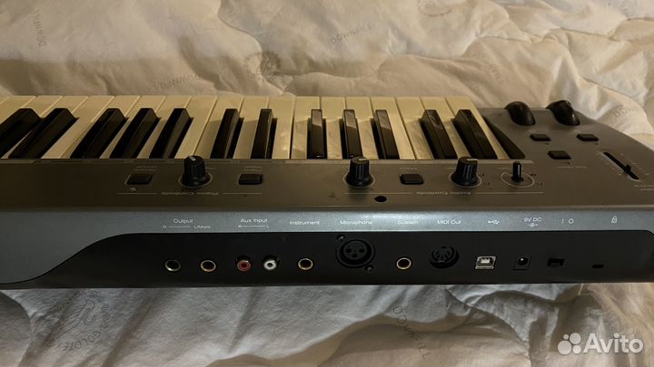 M Audio KeyStudio 49i Midi controller saund card