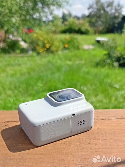 Экшн камера GoPro Hero 7 white