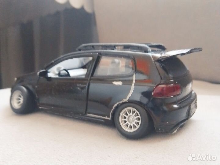 Модель Volkswagen golf 1/32