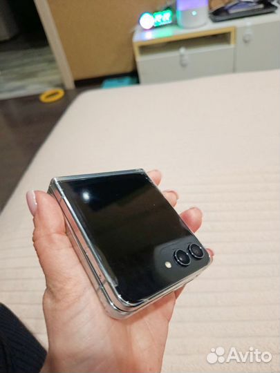 Samsung Galaxy Z Flip5, 8/512 ГБ